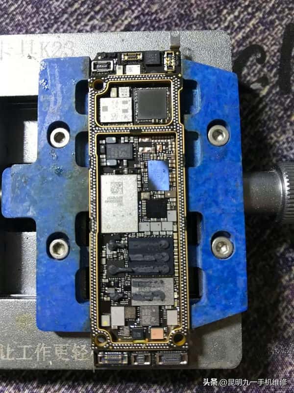 iphone手机突然没信号无服务怎么回事(苹果手机卡没信号无服务是什么原因)