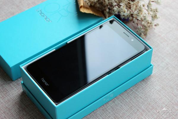 性价比最好的双卡双待双通手机(599元的双卡双待全网通手机)(7)