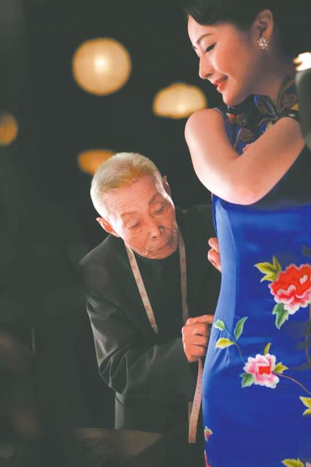 公认的10位旗袍女神(旗袍大师褚宏生)(5)