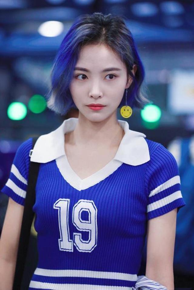 今年流行什么发型女款好看(女人头发别瞎剪)(5)