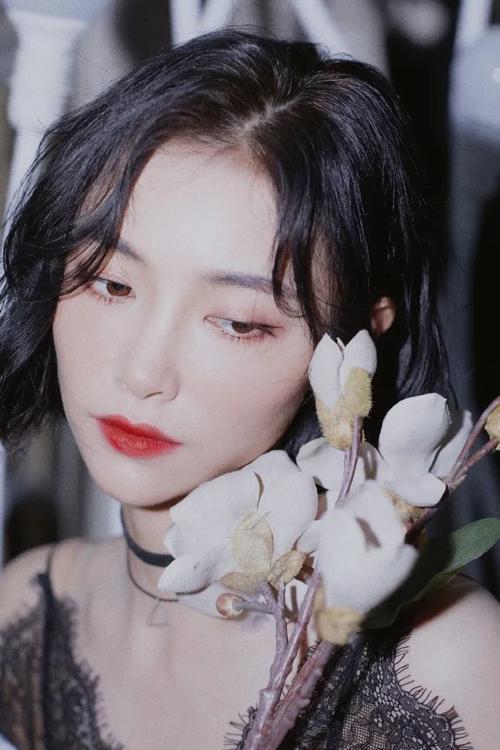 今年流行什么发型女款好看(女人头发别瞎剪)(6)