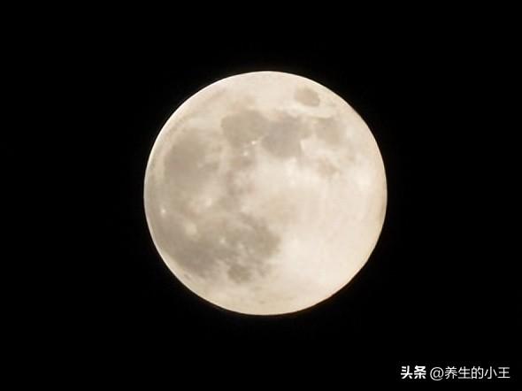 中秋节的真正来历传说(中秋节的来历和寓意)