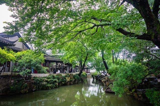 国内最值得去的十大旅游胜地（国内旅游必去的十大地方排名）