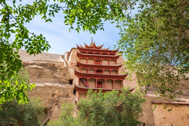 国内最值得去的十大旅游胜地（国内旅游必去的十大地方排名）