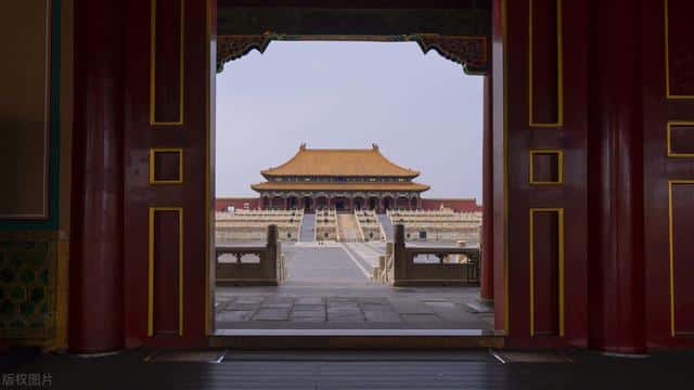 国内最值得去的十大旅游胜地（国内旅游必去的十大地方排名）