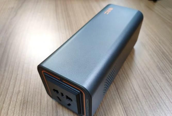 动车可以带小风扇吗,充电宝那种